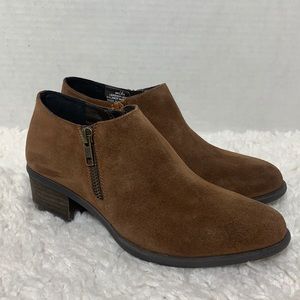 Blondo Malaya brown suede ankle boots size 7.5 new